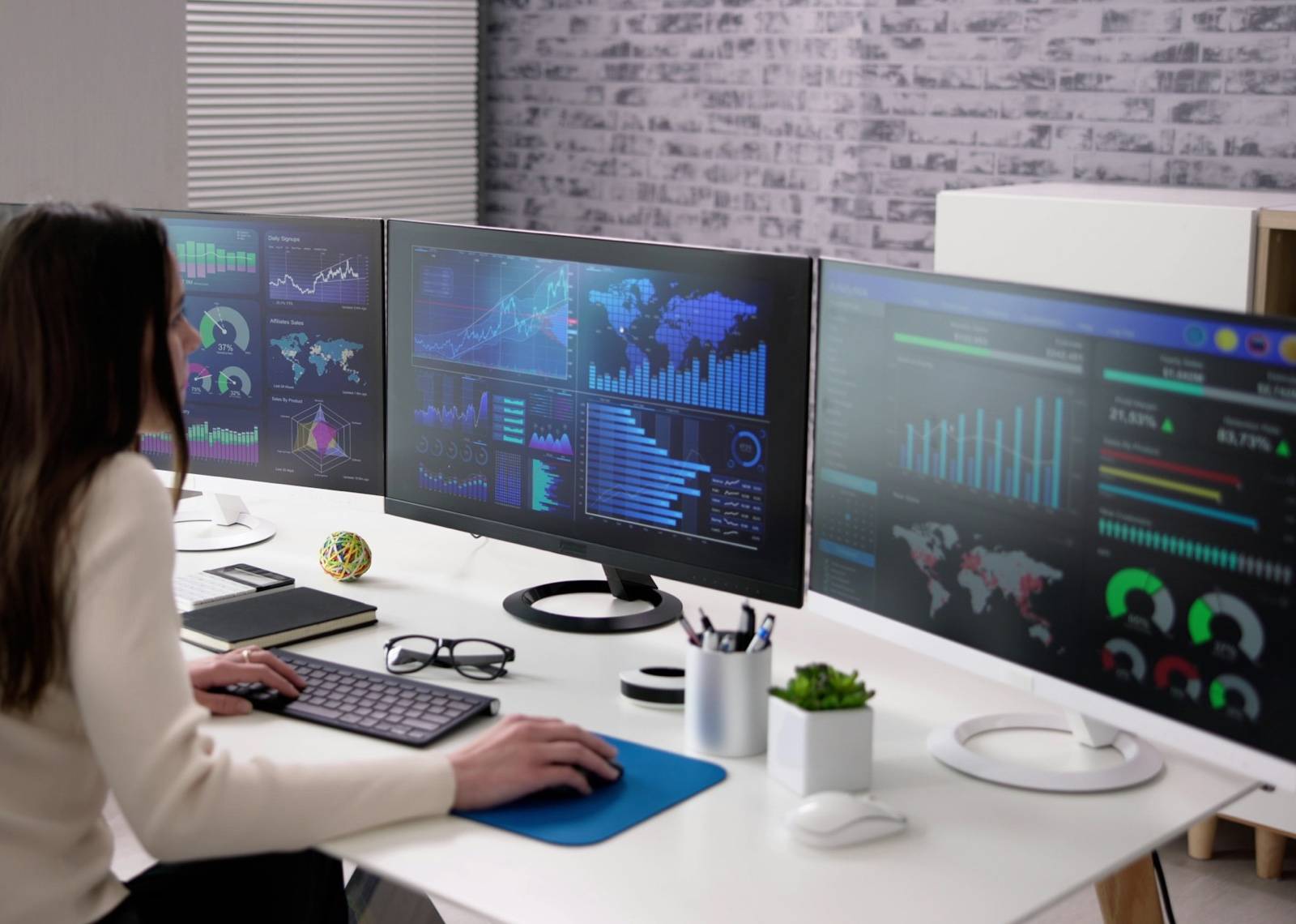 Dane to nowa waluta. Strategia zarządzania danymi i analityką w dużej organizacji